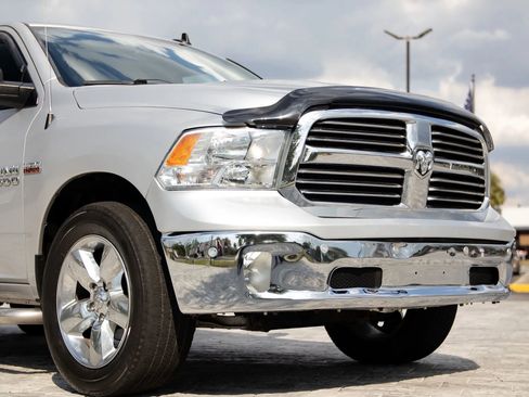 Used 2017 RAM 1500 Big Horn AWD/4WD image 3