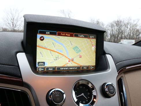 Used 2011 Cadillac CTS Premium image 31