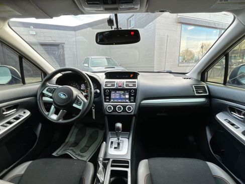 Used 2016 Subaru Crosstrek 2.0i Premium w/ Moonroof Package image 17