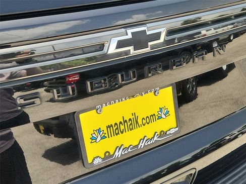 Used 2022 Chevrolet Suburban Z71 w/ Off-Road Capability Package AWD/4WD image 30