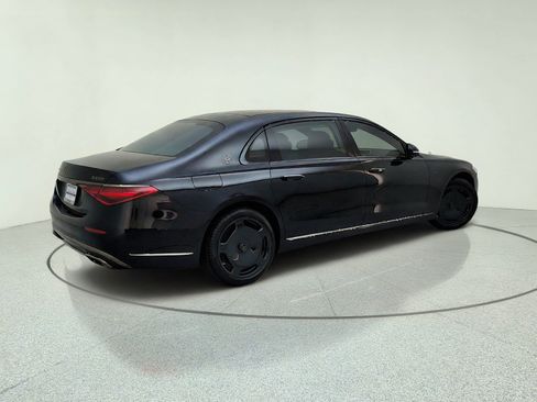 New 2026 Mercedes-Benz Maybach S 680 4MATIC image 8