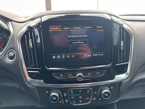 Used 2021 Chevrolet Traverse High Country FWD image 53