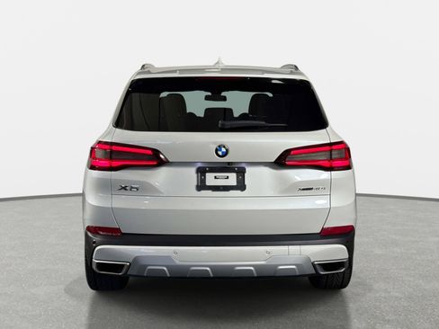 Used 2022 BMW X5 xDrive40i AWD/4WD image 4