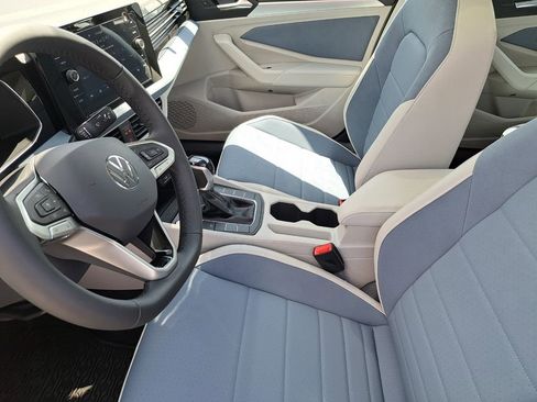 New 2026 Volkswagen Jetta SE FWD image 16