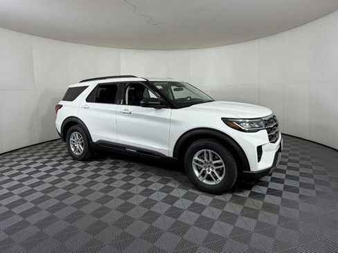 New 2026 Ford Explorer Active w/ Active Comfort Package RWD image 1