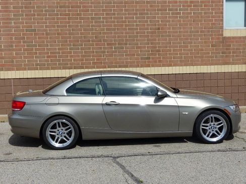 Used 2008 BMW 328i Convertible RWD image 11