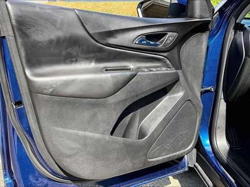 Used 2022 Chevrolet Equinox LT FWD image 17