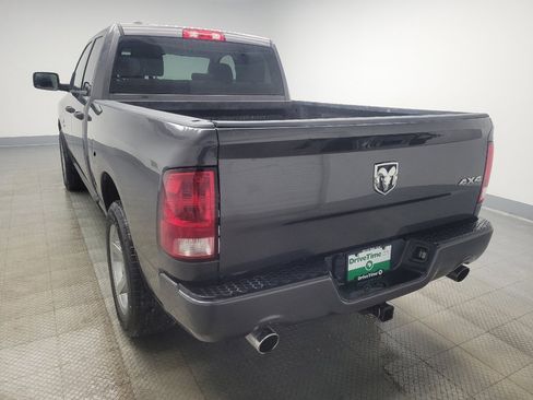 Used 2017 RAM 1500 Express AWD/4WD image 5