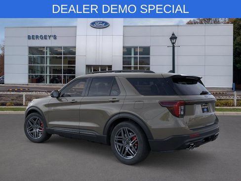 New 2026 Ford Explorer ST AWD/4WD image 4