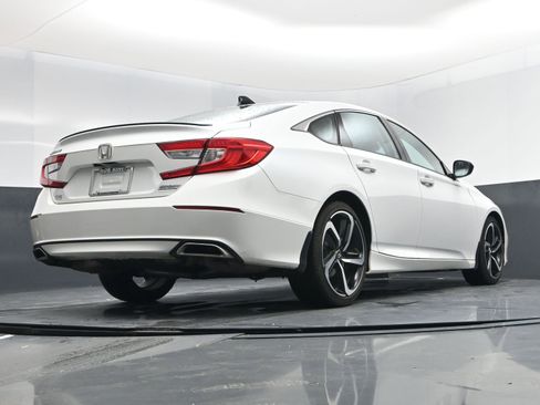 Used 2022 Honda Accord Sport Special Edition image 14