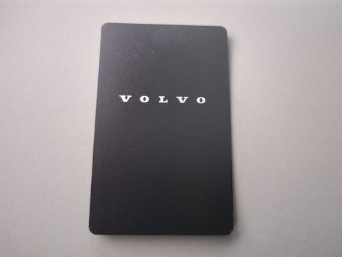 New 2026 Volvo EX30 Cross Country Ultra w/ Protection Package Premier image 25