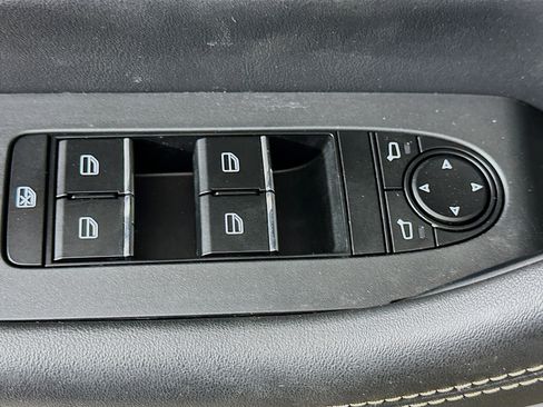 Used 2025 MAZDA CX-90 3.3 Turbo w/ Premium Sport Pkg image 15