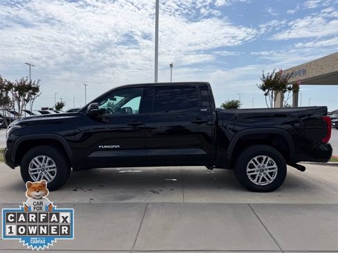 Used 2024 Toyota Tundra SR5 w/ SR5 Convenience Package AWD/4WD image 9