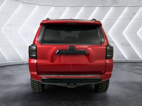 Used 2020 Toyota 4Runner TRD Off-Road Premium w/ Moonroof Package image 5