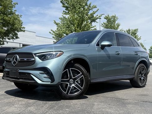 Used 2026 Mercedes-Benz GLC 300 4MATIC image 2