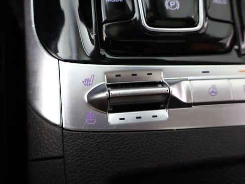 Used 2024 Kia Carnival SX Prestige image 58