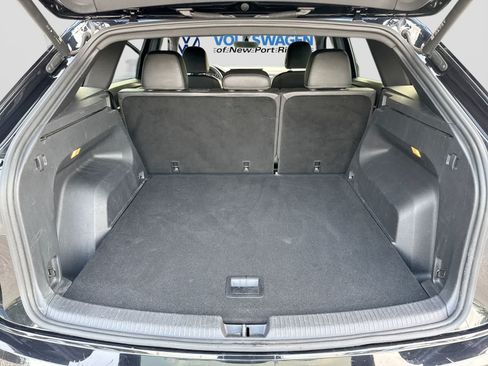 Used 2023 Volkswagen Atlas Cross Sport SE FWD image 41