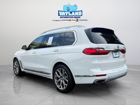 Used 2020 BMW X7 xDrive40i w/ Premium Package AWD/4WD image 3