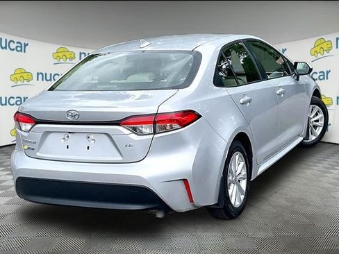 Used 2023 Toyota Corolla LE w/ LE Premium Package FWD image 13