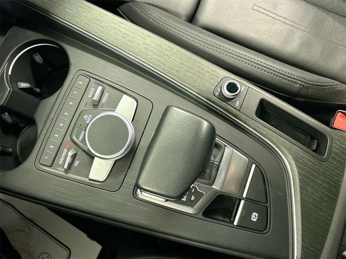 Used 2019 Audi A4 2.0T Premium Plus w/ Premium Plus Package image 18