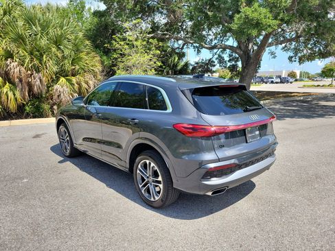 Used 2025 Audi Q5 Premium w/ Convenience Package AWD/4WD image 6