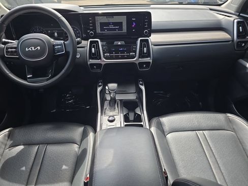 Used 2022 Kia Sorento S AWD/4WD image 12