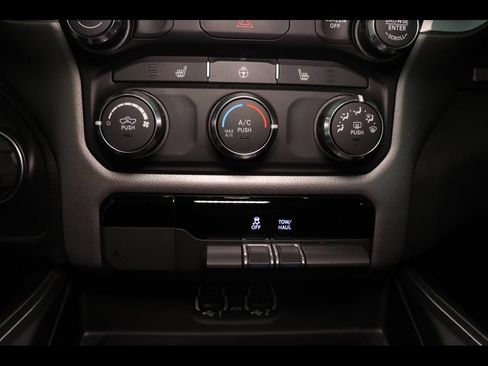 Used 2023 RAM 1500 Big Horn AWD/4WD image 15