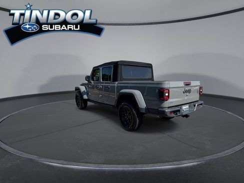 Used 2021 Jeep Gladiator Sport AWD/4WD image 6