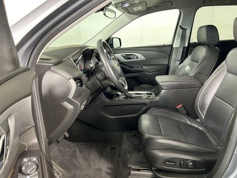 Used 2019 Chevrolet Traverse LT AWD/4WD image 12