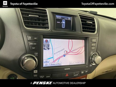 Used 2012 Toyota Highlander Limited w/ Tow Pkg image 34