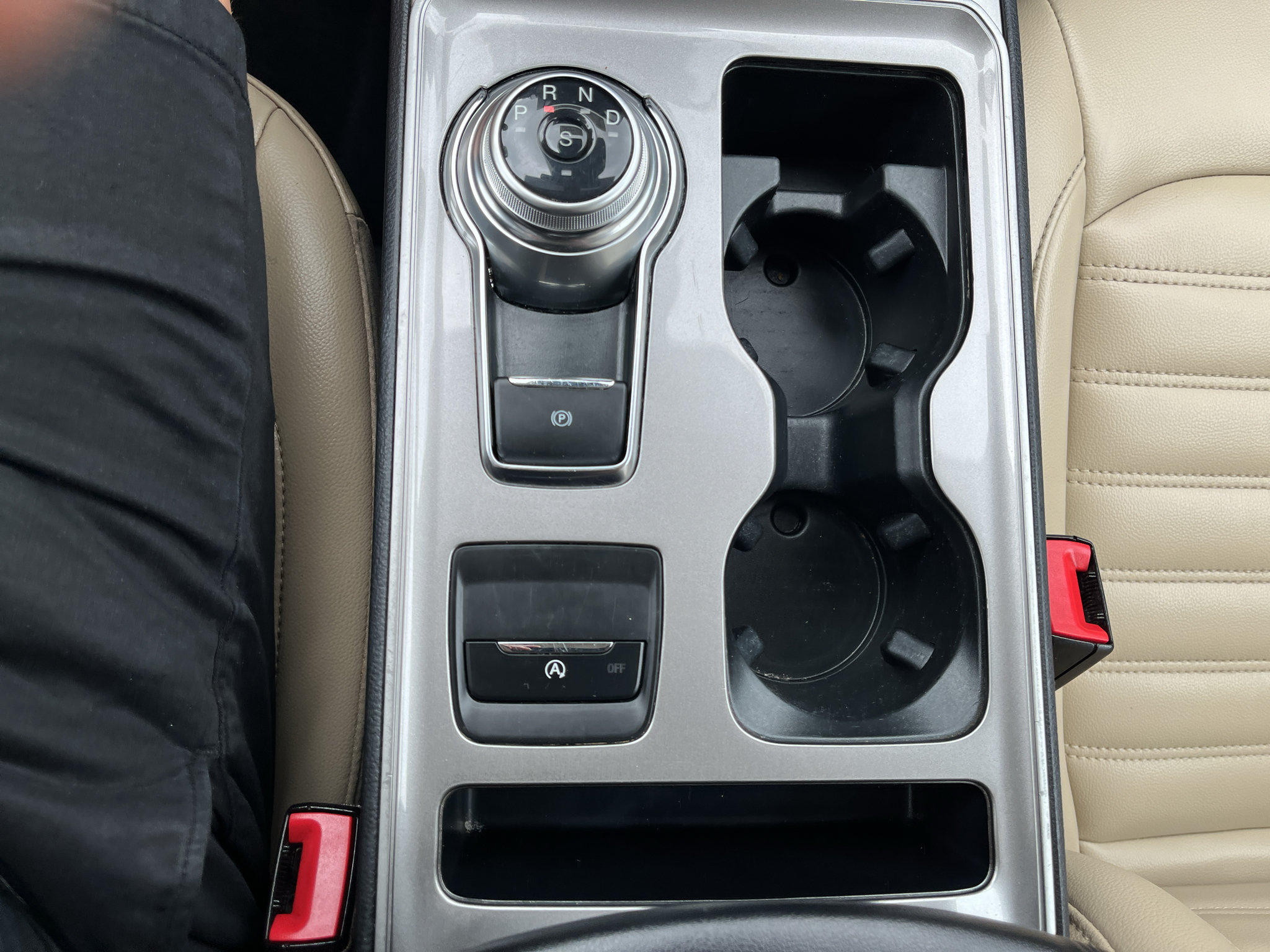 Used 2024 Ford Edge SEL AWD/4WD image 26