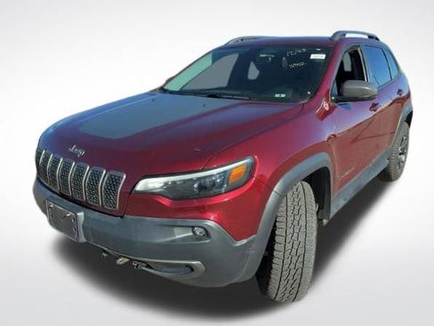 Used 2019 Jeep Cherokee Trailhawk image 4