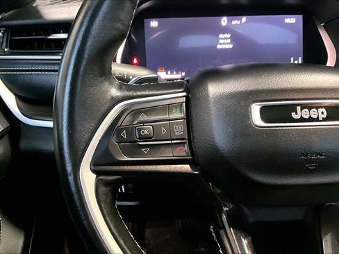 Used 2021 Jeep Grand Cherokee L Laredo image 25