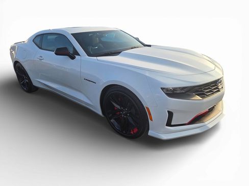 Used 2022 Chevrolet Camaro LT w/ Redline Edition image 2