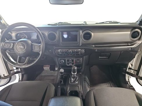 Used 2023 Jeep Gladiator Sport AWD/4WD image 9