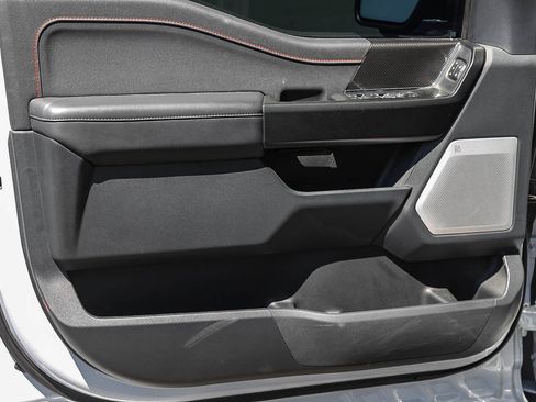 Used 2025 Ford F150 Raptor AWD/4WD image 19