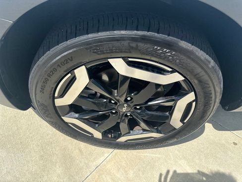 Used 2025 Kia Telluride S FWD image 44