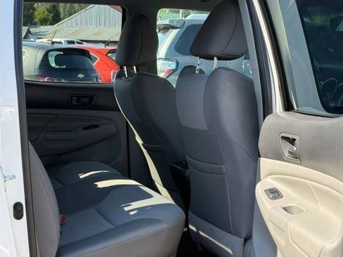 Used 2012 Toyota Tacoma 4x4 Double Cab image 28