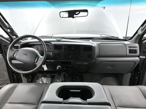 Used 2002 Ford F350 Lariat image 25
