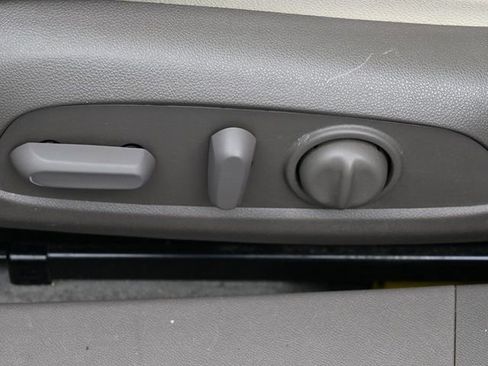 Used 2024 Chevrolet Malibu LT image 45