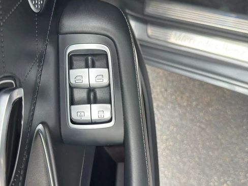 Used 2018 Mercedes-Benz S 560 4MATIC Sedan image 41