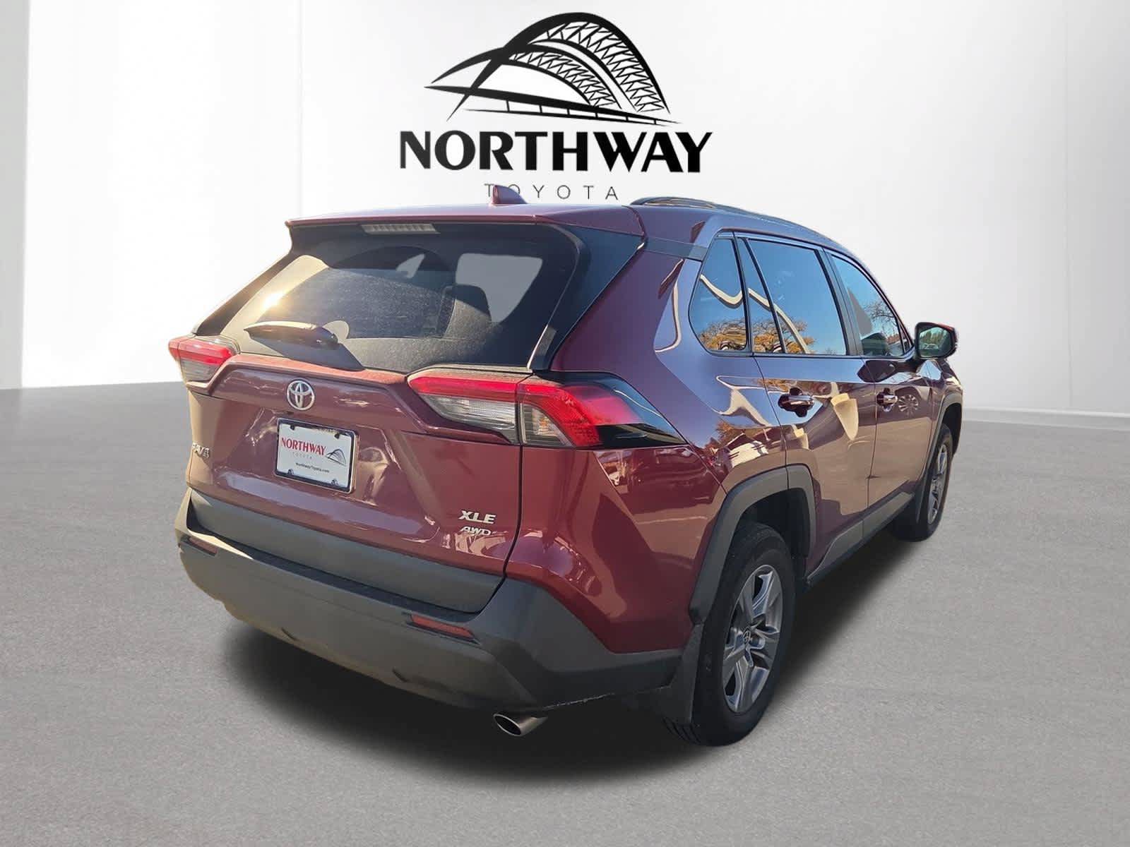 Certified 2024 Toyota RAV4 XLE w/ Convenience Package AWD/4WD image 3