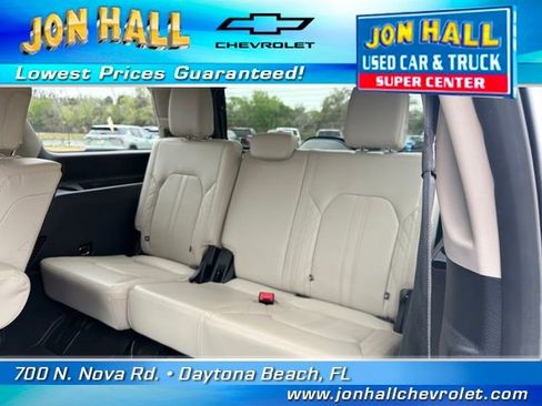 Used 2021 Ford Expedition Platinum image 24