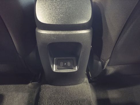 Used 2024 Hyundai Elantra SEL FWD image 27