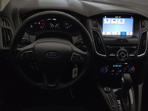Used 2017 Ford Focus SEL image 22