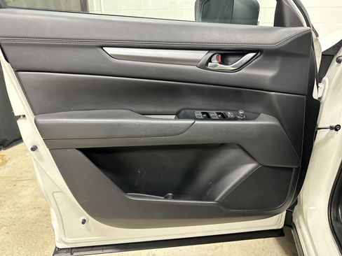 Used 2018 MAZDA CX-5 Touring AWD/4WD image 14