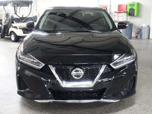 Used 2022 Nissan Maxima SV w/ Floor Mat Group FWD image 2