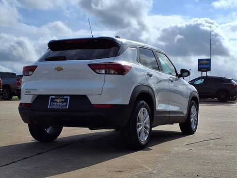 New 2026 Chevrolet TrailBlazer LS w/ LS Convenience Package FWD image 5