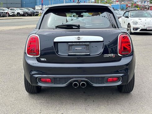 Used 2021 MINI Cooper S FWD image 4