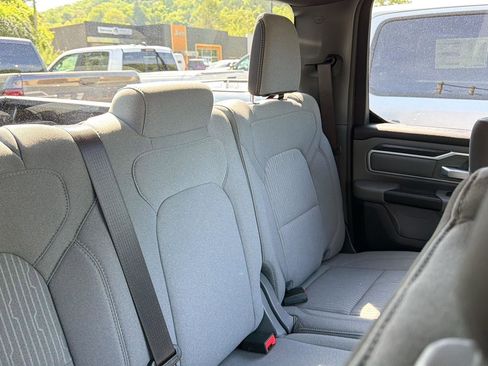 Used 2022 RAM 1500 Big Horn AWD/4WD image 28